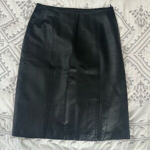 Danier Classic Black Pencil Skirt